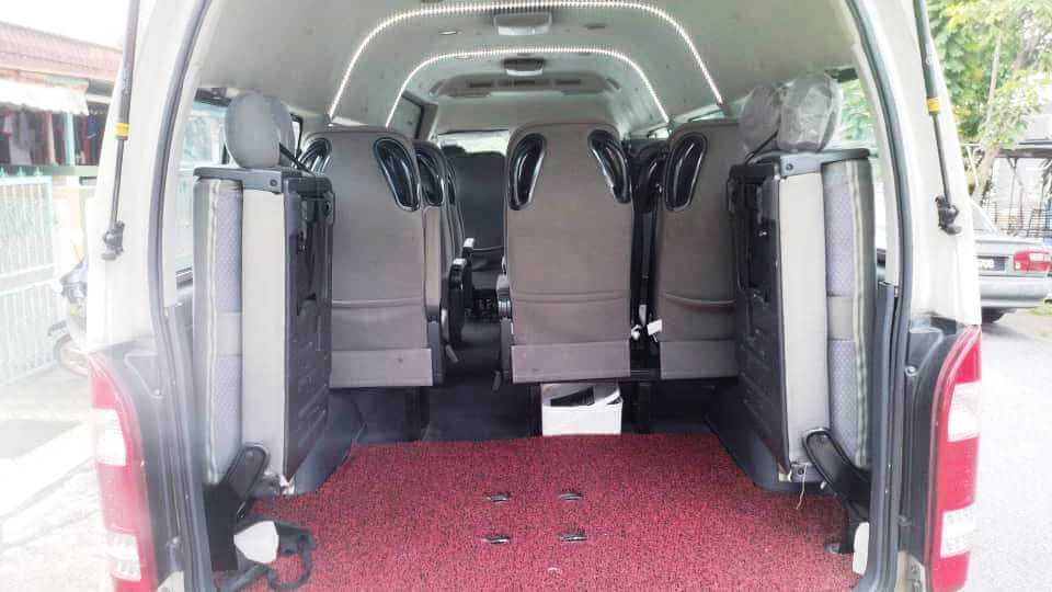 17 seater van (1)